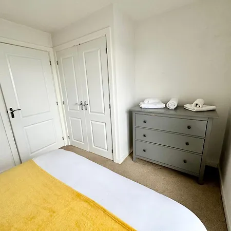 شقة Modern 2-bedroom