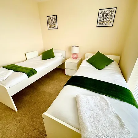 Modern 2-bedroom *
