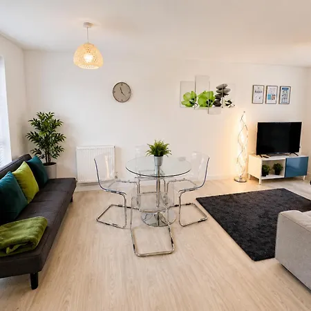 Modern 2-bedroom * Bristol