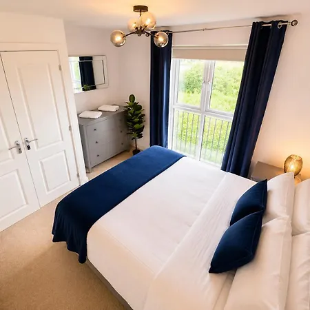 Modern 2-bedroom