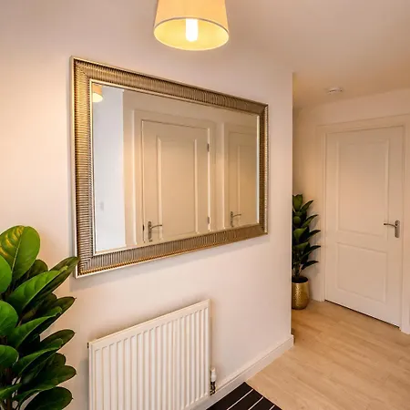 Modern 2-bedroom