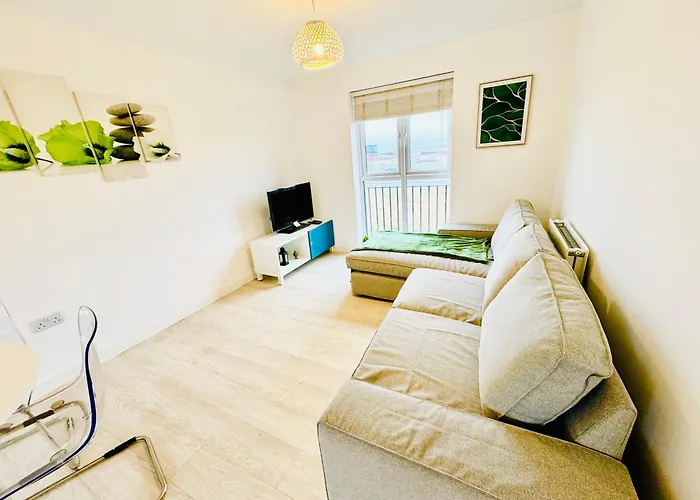 Modern 2-bedroom * Bristol