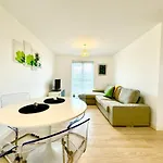 Апартаменти Modern 2-bedroom Бристоль
