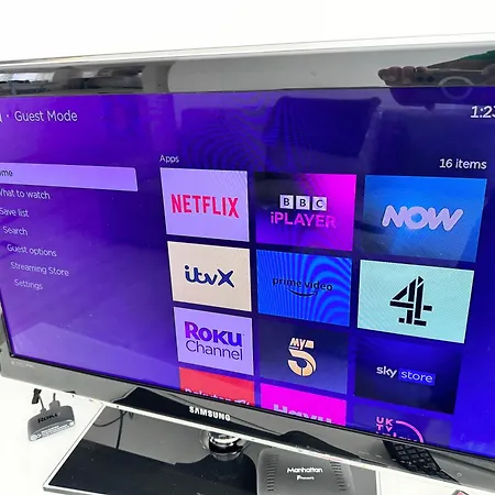 Modern 2-bedroom * Bristol