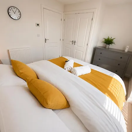 Modern 2-bedroom