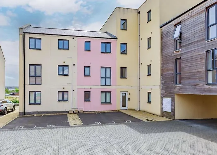 Modern 2-bedroom Apartament *